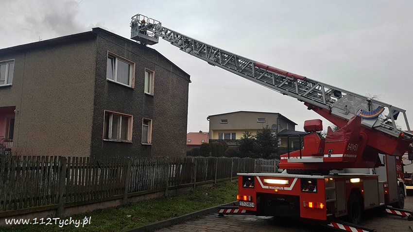 POŻAR SADZY W KOMINIE PRZY JAGODOWEJ POŻAR SADZY W KOMINIE PRZY JAGODOWEJ