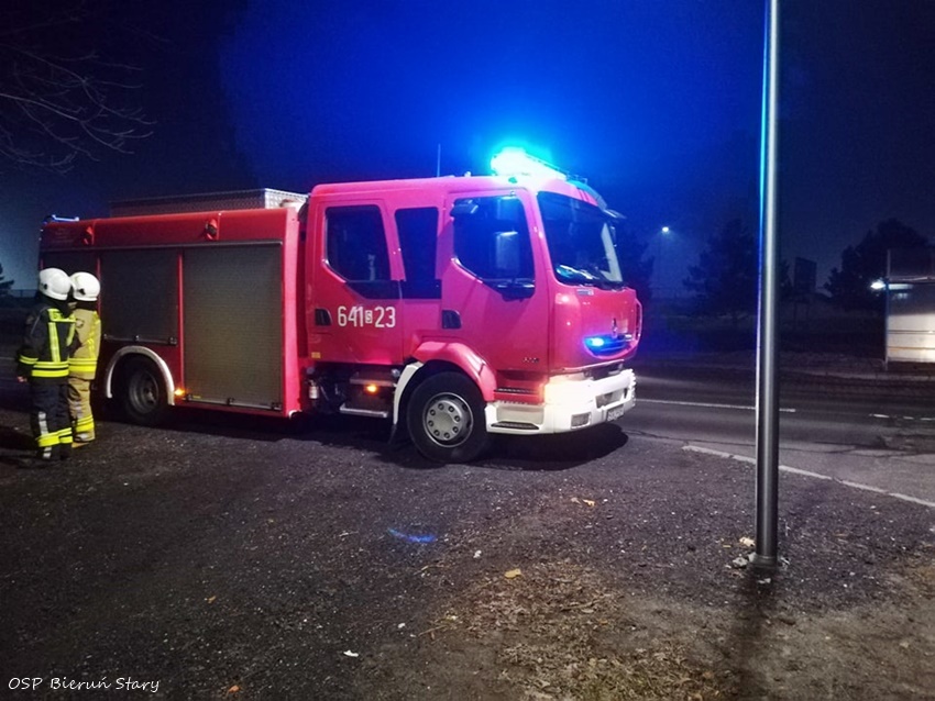 ISKRZĄCA SIEĆ NISKIEGO NAPIĘCIA W BIERUNIU ISKRZĄCA SIEĆ NISKIEGO NAPIĘCIA W BIERUNIU