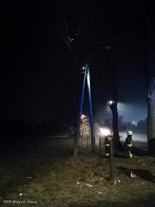 ISKRZĄCA SIEĆ NISKIEGO NAPIĘCIA W BIERUNIU ISKRZĄCA SIEĆ NISKIEGO NAPIĘCIA W BIERUNIU