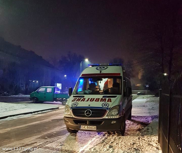ZADYMIENIE W BUDYNKU WIELORODZINNYM PRZY ULICY NORWIDA ZADYMIENIE W BUDYNKU WIELORODZINNYM PRZY ULICY NORWIDA
