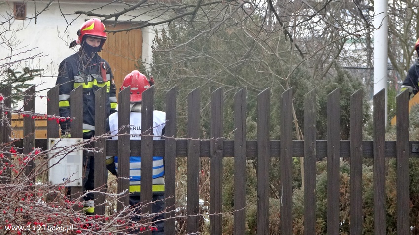 POŻAR PIWNICY W DOMU NA AKACJOWEJ POŻAR PIWNICY W DOMU NA AKACJOWEJ