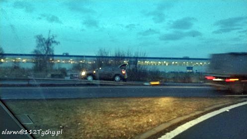 OSOBÓWKA NA BARIERACH NA TURYŃSKIEJ W BIERUNIU OSOBÓWKA NA BARIERACH NA TURYŃSKIEJ W BIERUNIU