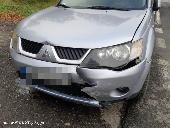 ZDERZENIE TRZECH SAMOCHODÓW NA BIELSKIEJ ZDERZENIE TRZECH SAMOCHODÓW NA BIELSKIEJ