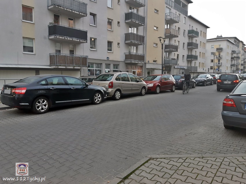 OBYWATELSKIE ZATRZYMANIE NIETRZEŹWEGO KIEROWCY NA UL. BARONA OBYWATELSKIE ZATRZYMANIE NIETRZEŹWEGO KIEROWCY NA UL. BARONA