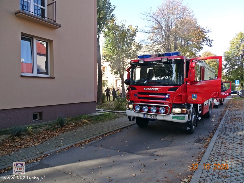 POŻAR PIWNICY W BUDYNKU WIELORODZINNYM PRZY UL. CHEMIKÓW W BIERUNIU POŻAR PIWNICY W BUDYNKU WIELORODZINNYM PRZY UL. CHEMIKÓW W BIERUNIU