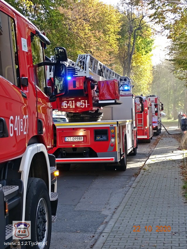 POŻAR PIWNICY W BUDYNKU WIELORODZINNYM PRZY UL. CHEMIKÓW W BIERUNIU POŻAR PIWNICY W BUDYNKU WIELORODZINNYM PRZY UL. CHEMIKÓW W BIERUNIU