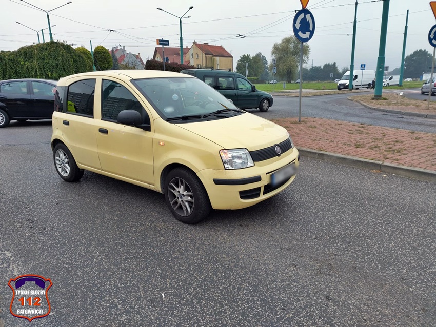 ZDARZENIE DROGOWE NA RONDZIE ŻWAKOWSKIM ZDARZENIE DROGOWE NA RONDZIE ŻWAKOWSKIM
