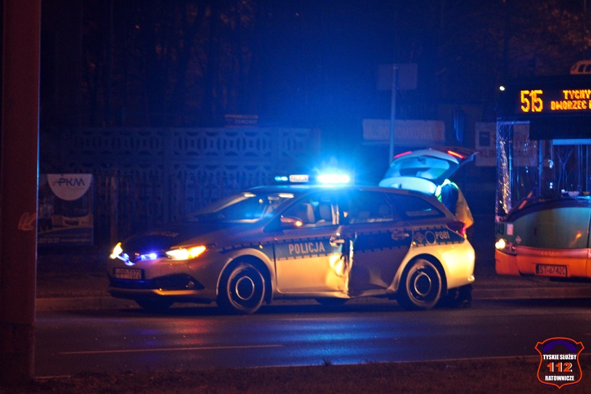 KOLIZJA RADIOWOZU POLICJI Z AUTOBUSEM KOMUNIKACJI MIEJSKIEJ KOLIZJA RADIOWOZU POLICJI Z AUTOBUSEM KOMUNIKACJI MIEJSKIEJ