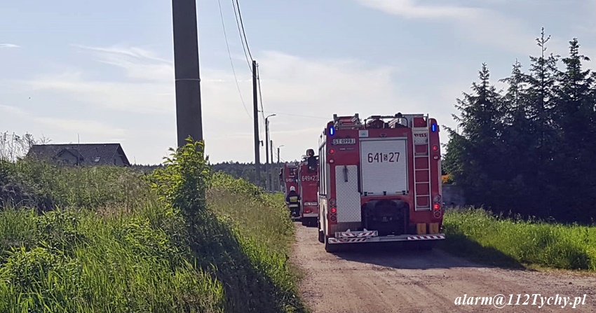 POŻAR NA BUDOWIE DOMU PRZY UL. POLNEJ W BOJSZOWACH POŻAR NA BUDOWIE DOMU PRZY UL. POLNEJ W BOJSZOWACH