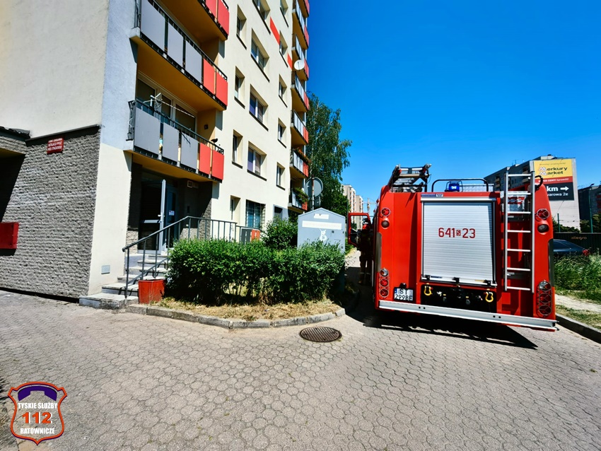 ZADYMIENIE W BUDYNKU WIELORODZINNYM PRZY AL. PIŁSUDSKIEGO 62 ZADYMIENIE W BUDYNKU WIELORODZINNYM PRZY AL. PIŁSUDSKIEGO 62