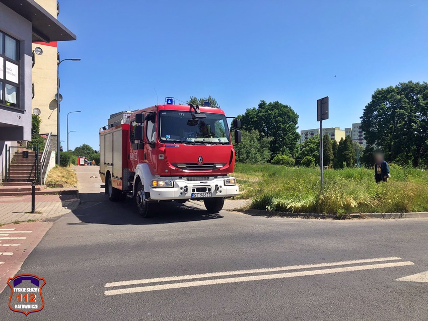 ZADYMIENIE W BUDYNKU WIELORODZINNYM PRZY AL. PIŁSUDSKIEGO 62 ZADYMIENIE W BUDYNKU WIELORODZINNYM PRZY AL. PIŁSUDSKIEGO 62