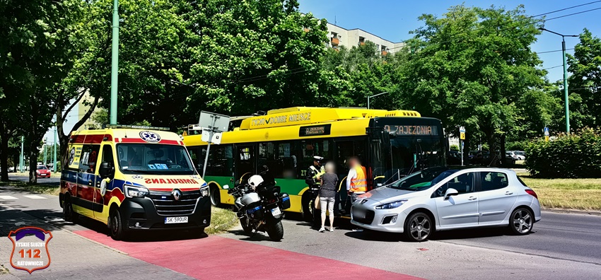 ZDERZENIE OSOBÓWKI Z TROLEJBUSEM NA AL. PIŁSUDSKIEGO ZDERZENIE OSOBÓWKI Z TROLEJBUSEM NA AL. PIŁSUDSKIEGO