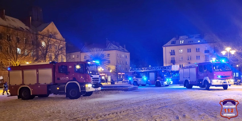 MONITORING POŻAROWY W PASAŻU ANDROMEDA NA PLACU BACZYŃSKIEGO MONITORING POŻAROWY W PASAŻU ANDROMEDA NA PLACU BACZYŃSKIEGO