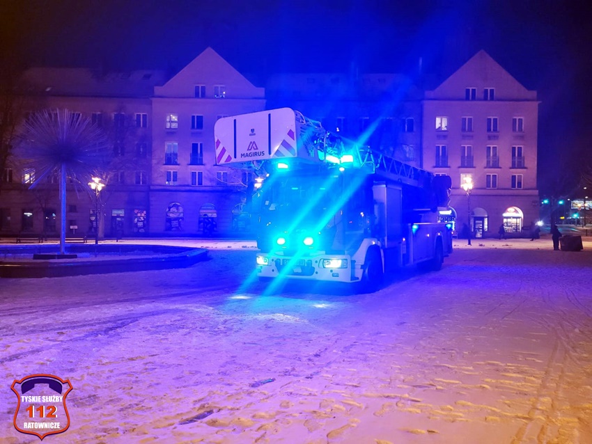 MONITORING POŻAROWY W PASAŻU ANDROMEDA NA PLACU BACZYŃSKIEGO MONITORING POŻAROWY W PASAŻU ANDROMEDA NA PLACU BACZYŃSKIEGO
