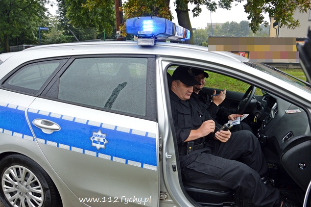 Najechanie Forda na VW na al. Piłsudskiego Najechanie Forda na VW na al. Piłsudskiego